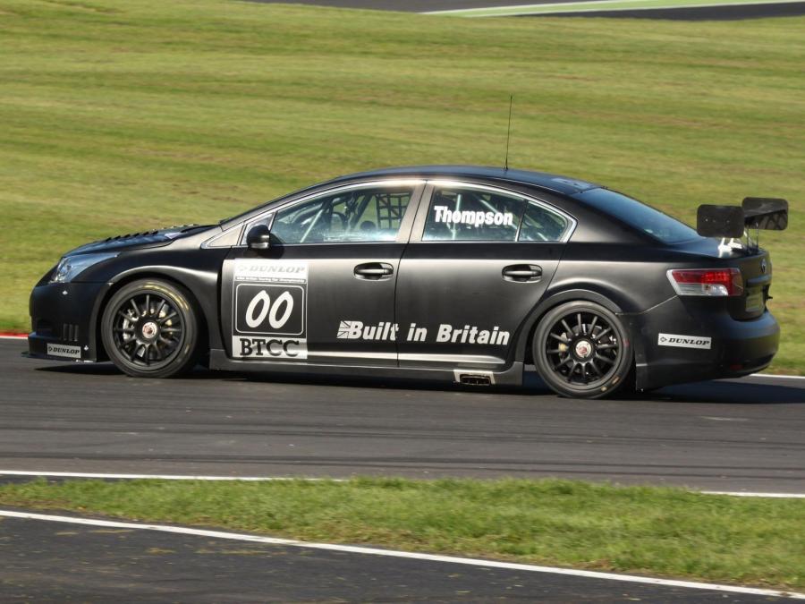  Toyota Avensis Sedan BTCC 2010 года  (фото 4 из 12)